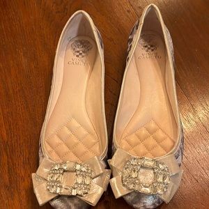 Vince Camuto Women’s flats